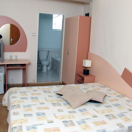 Hotel Zora Vidin Exteriör bild