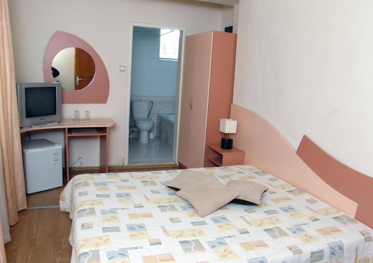 Hotel Zora Vidin Exteriör bild