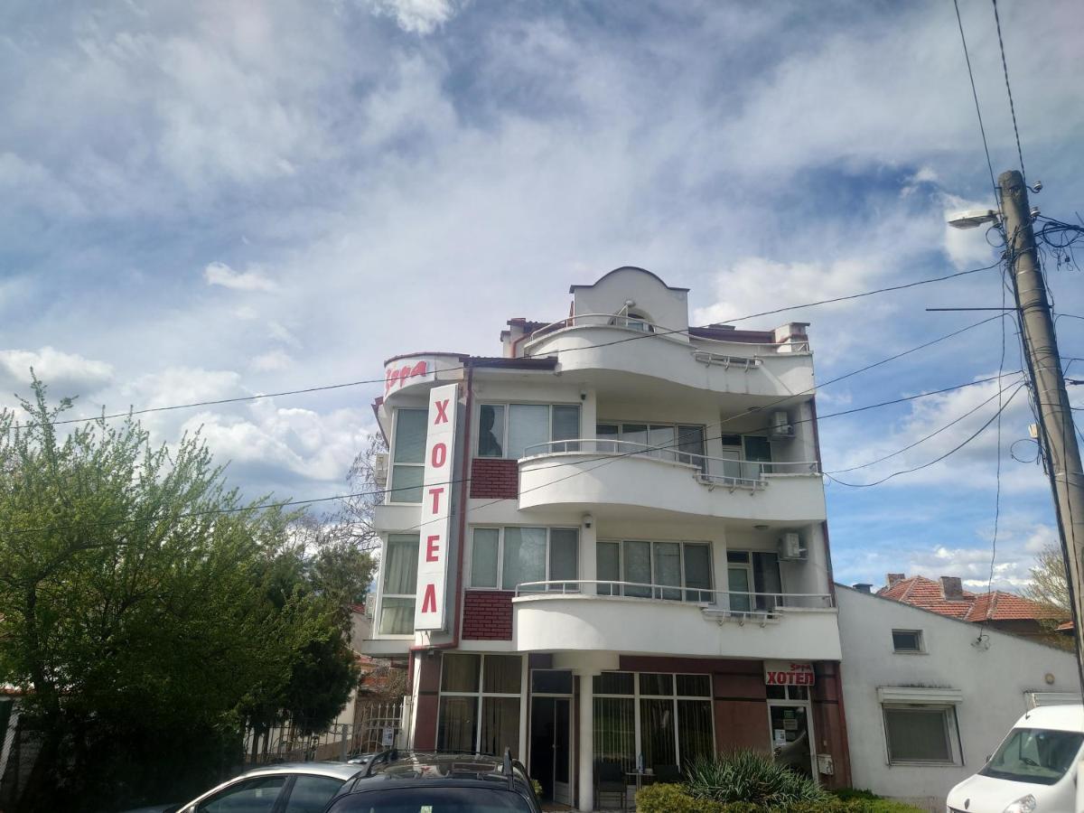 Hotel Zora Vidin Exteriör bild